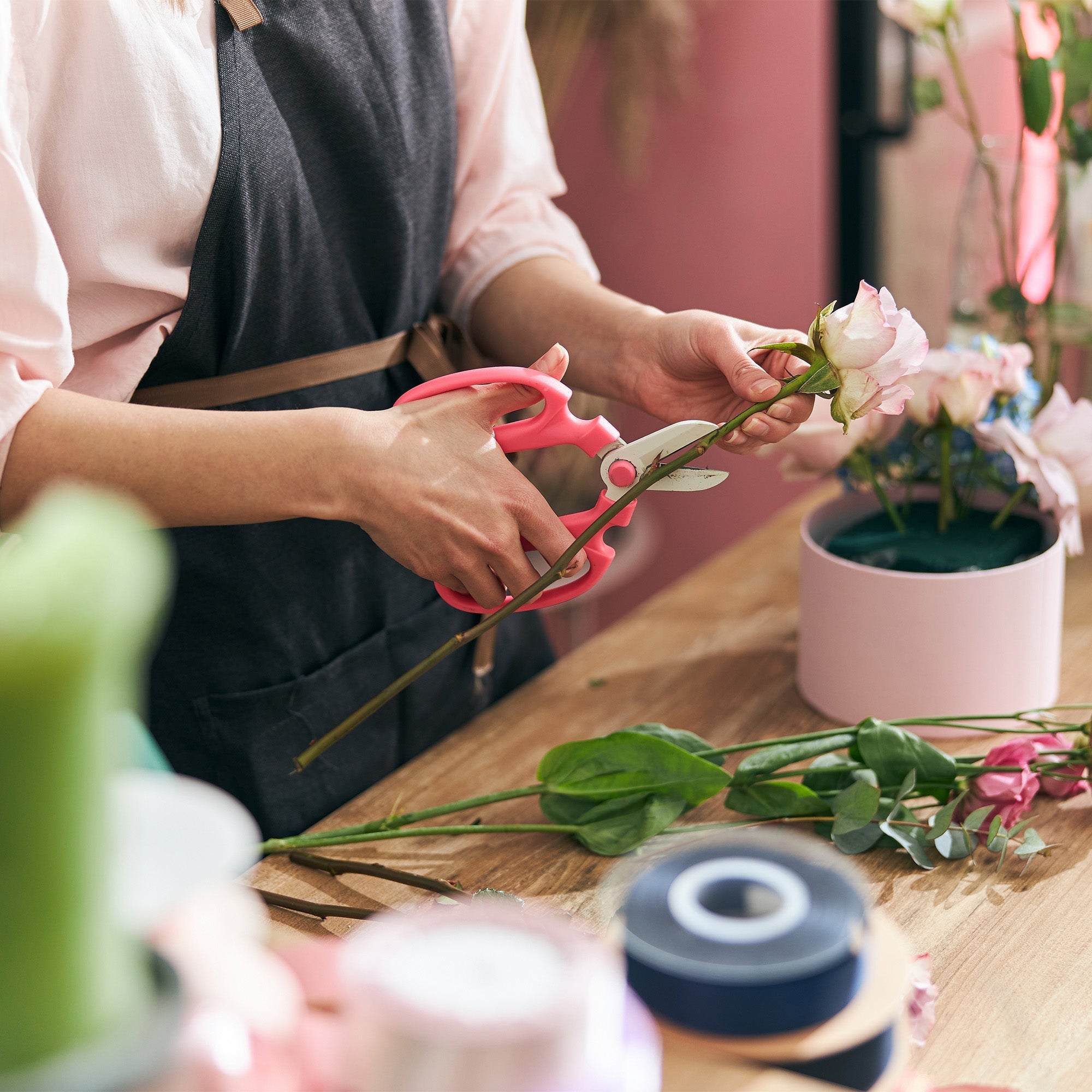 DIY Summer Floral Arrangements to Brighten Your Home