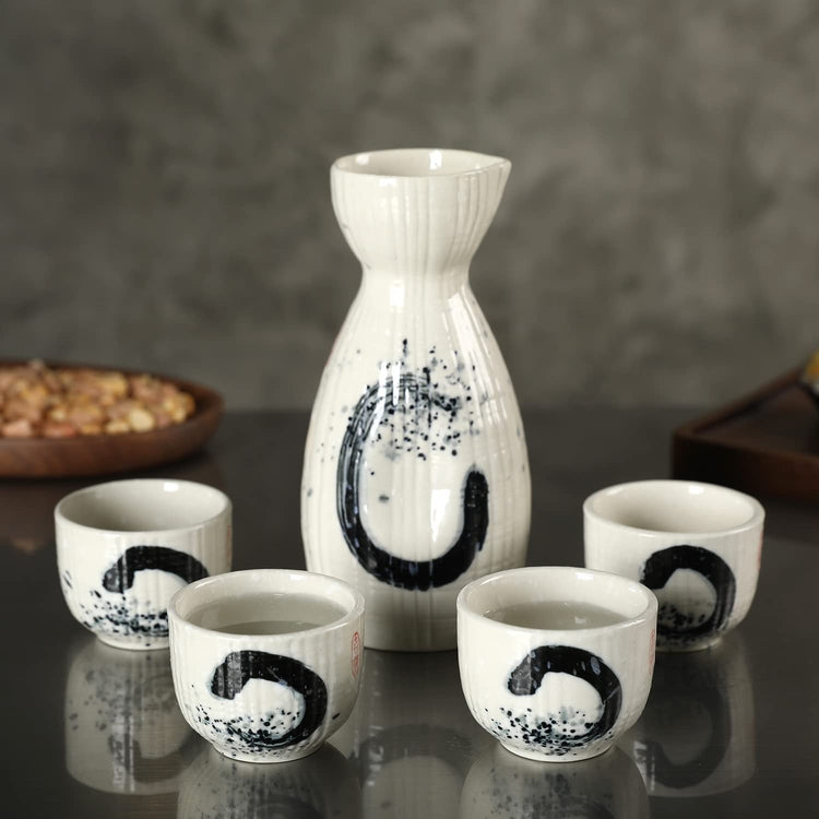 Minimalist Japanese Sake Set Made In Ceramic