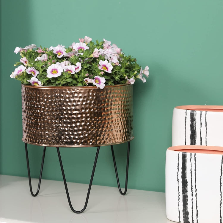 Hammered Style Copper Tone Galvanized Metal Planter Pots with Matte Black Metal Wire Stand, Set of 2