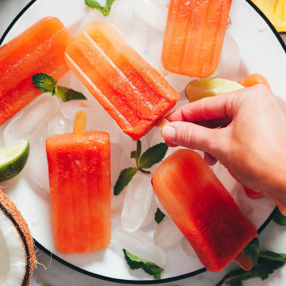 7 Fun Fruit Popsicle Recipes for End of Summer