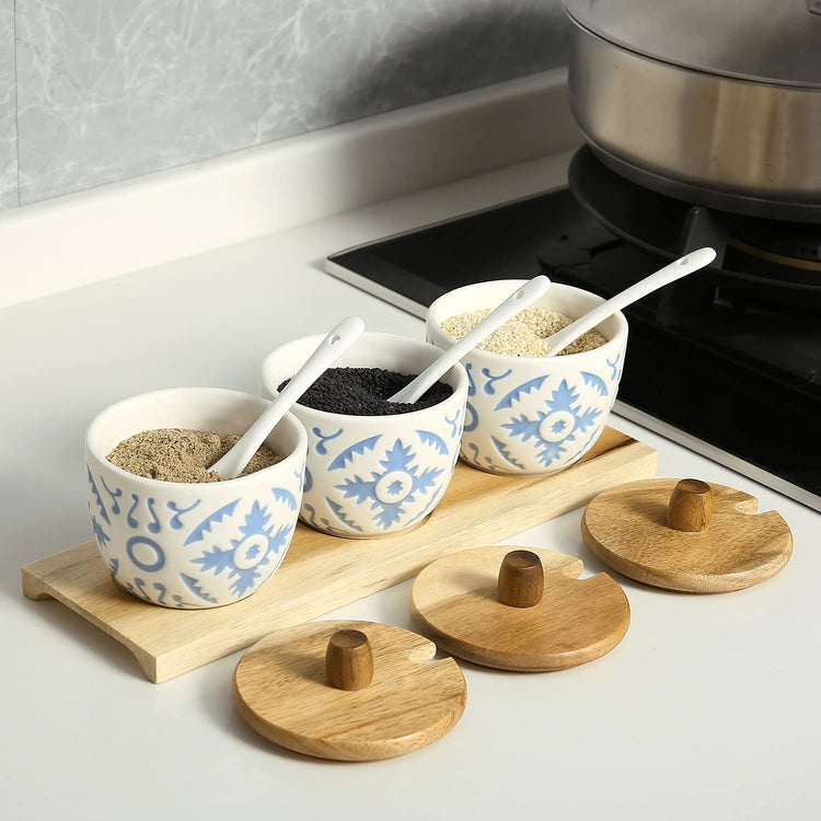 Ceramic White and Blue Spice Seasoning or Condiment Pots with Serving  Spoons and Acacia Wood Tray